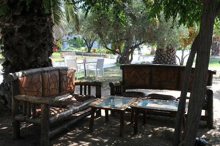 Possidona Beach Hotel Gerakini 2*,